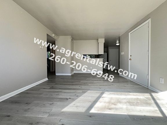 2nd image of 4729 Northcrest Dr #C