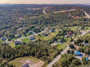 576 Hampton Rd, Quispamsis, NB E2G 1C5