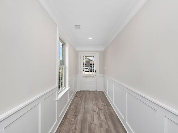 3rd image of 9532 Hampton Oaks Dr SE