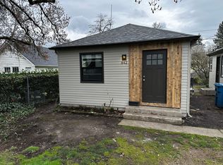 One Bedroom Cottage in the Heart of Salem, Salem, OR 97301