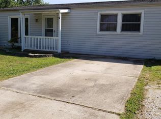 52 Cedar Ridge Dr, Pacific, MO 63069