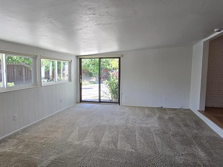 2 Rae Ct — Photo 19