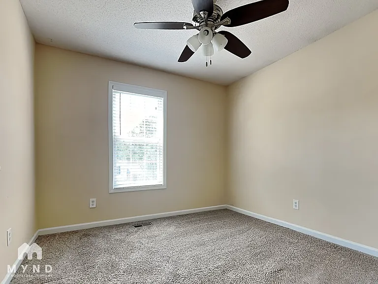 413 River Trace Dr — Photo 9