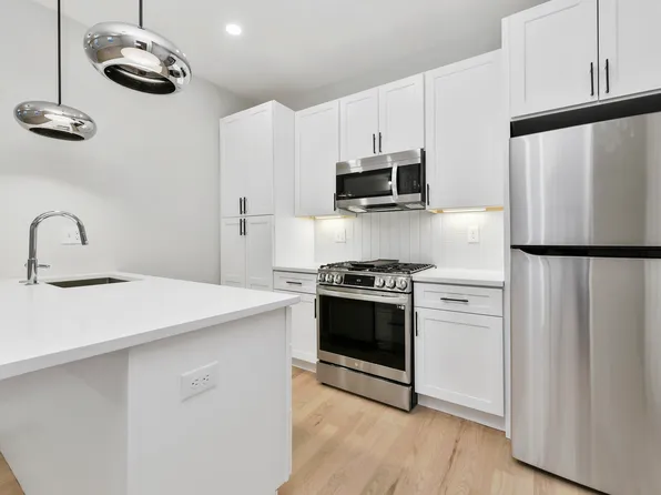 184 Paris St #1, Boston, MA 02128