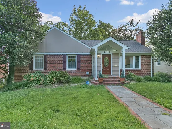 2108 48th St NW, Washington, DC 20007
