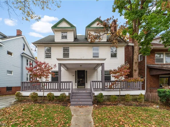 2230 Grandview Ave, Cleveland Heights, OH 44106