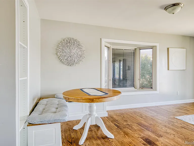 10094 Elizabeth Lake Rd — Photo 12