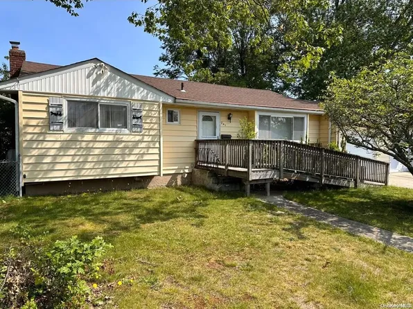 241 Medford Street, Brentwood, NY 11717