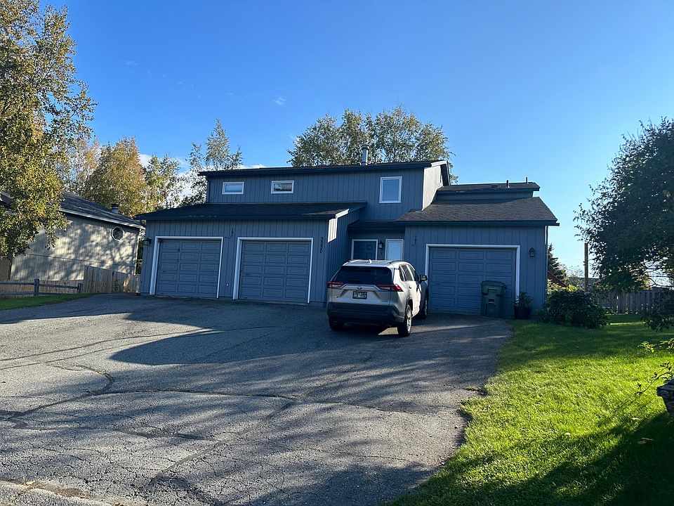 3330 Balchen located in the cul-de-sac.