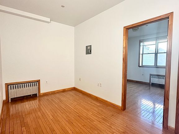 3rd image of 280 Driggs Ave #2