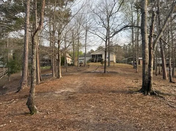 100 Bay Hills Dr, Jasper, AL 35504