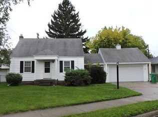 15710 Semrau Ave, Eastpointe, MI 48021