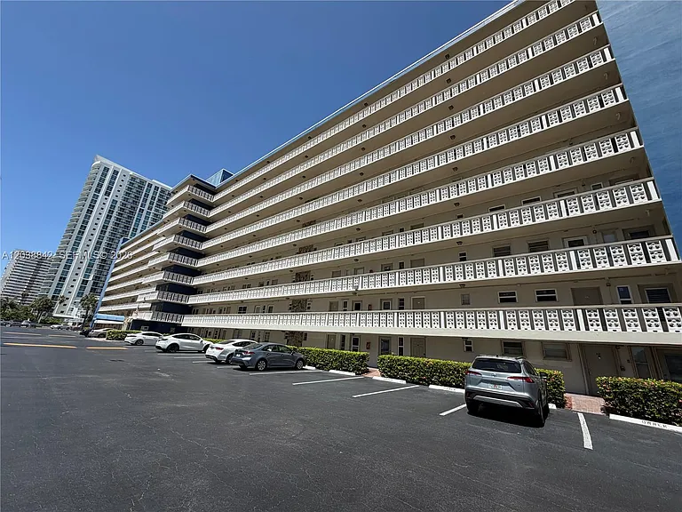 1893 S Ocean Dr #612 — Photo 25