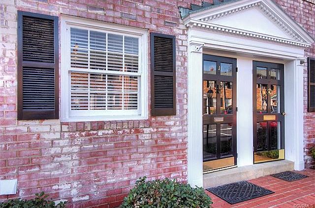 1st image of 301 N Hamilton St