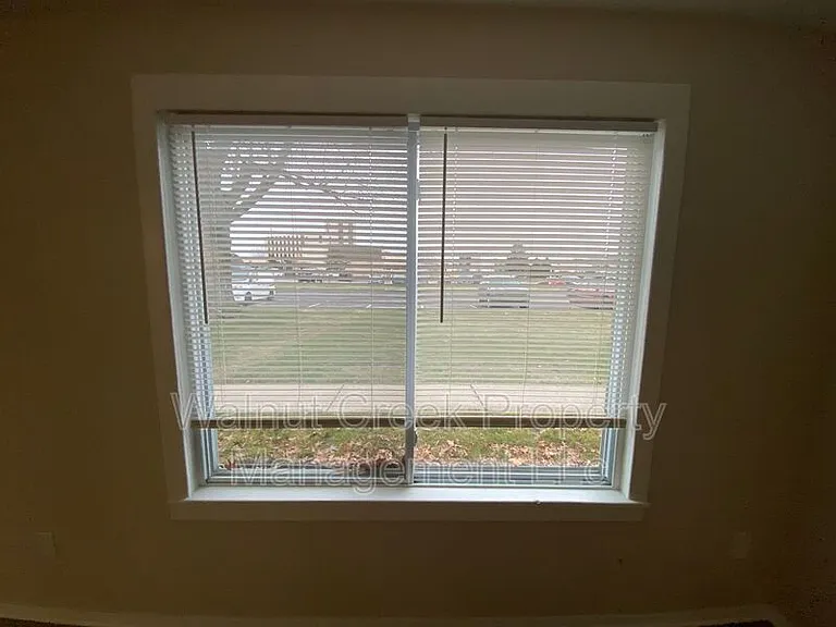 5520 Beavercrest Dr #12 — Photo 4