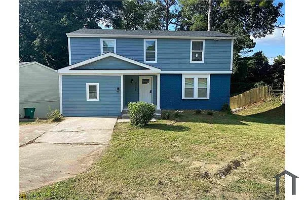 4304 Village Square Ln photo 1