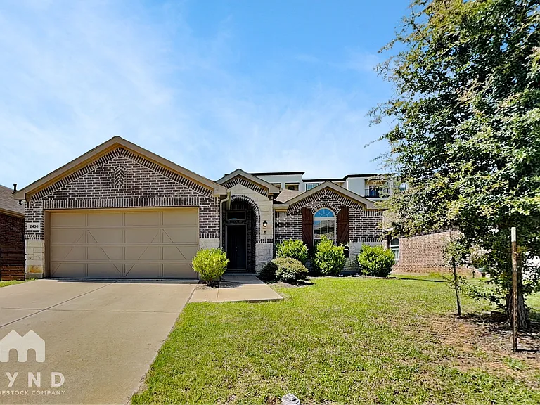 2436 Dolostone Dr — Photo 1