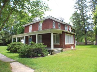 1013 9th Ave, Marlinton, WV 24954