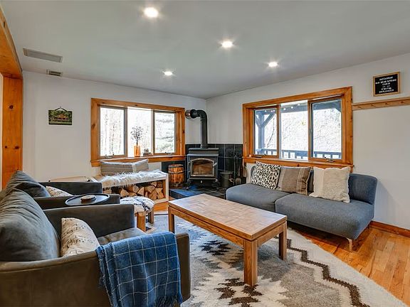 5th image of 680 Weed Brook Rd