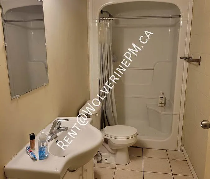261 Lester St #401 — Photo 12