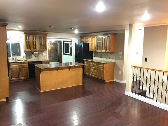 Bamboo flooring 