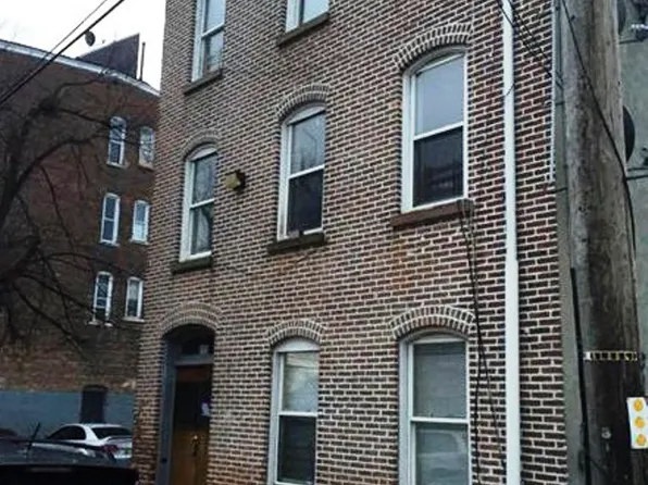 111 W Parmenter St, Newburgh, NY 12550