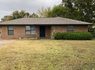 404 N Birch St, Springtown, TX 76082