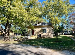 212 Hartle Ave, Urbana, IL 61802