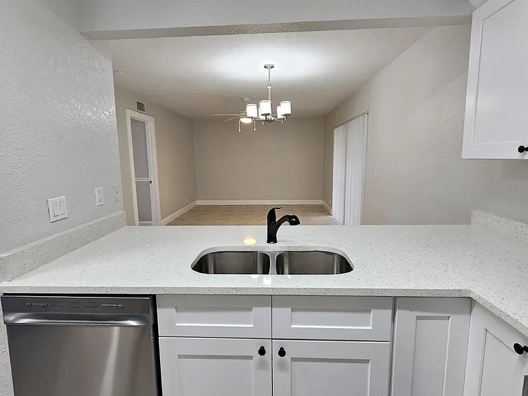 1681 Balfour Point Dr #A — Photo 7