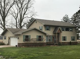 9201 Head O Lake Rd, Ottawa Lake, MI 49267