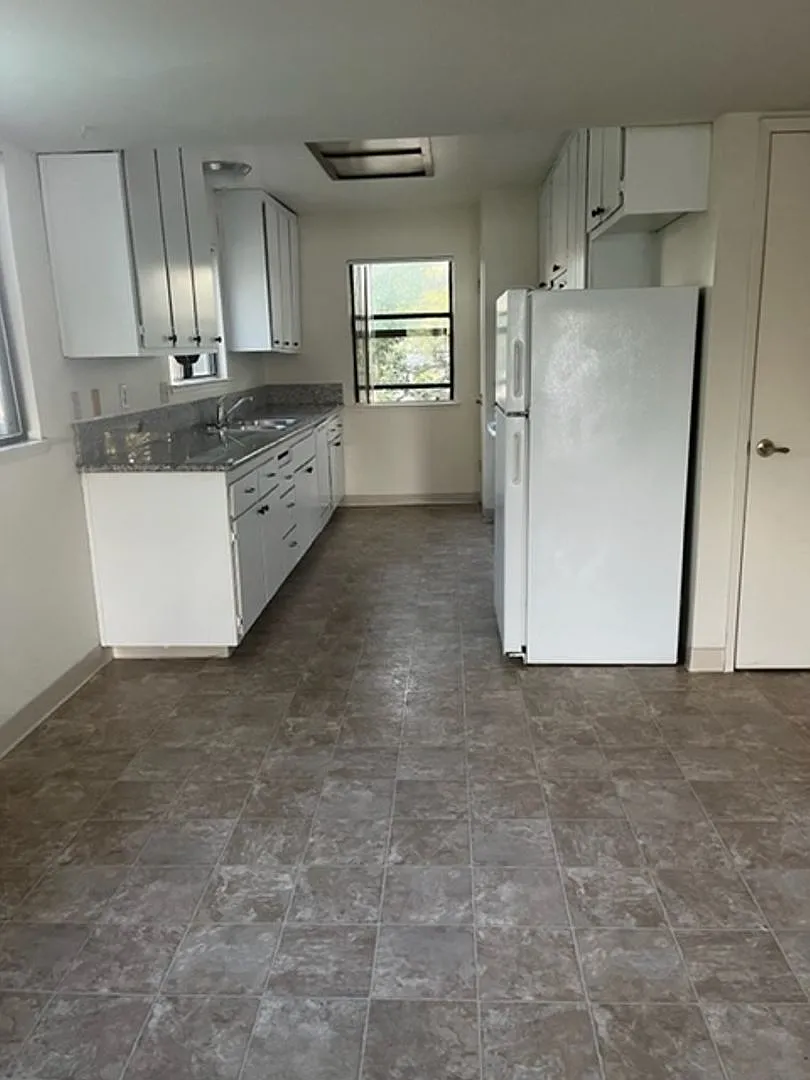 162r — Photo 3