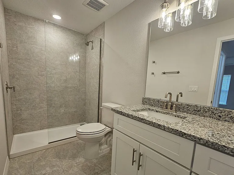 23 Rosecroft Ln #B — Photo 4