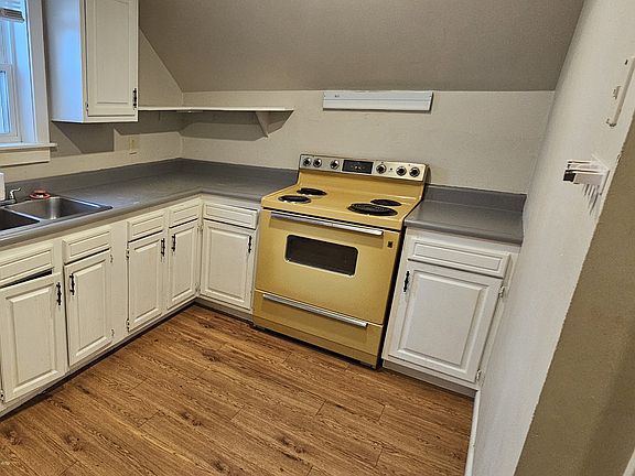 4th image of 90 Barnes St Unit 6