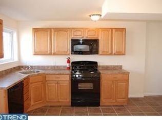 929 Grant Rd, Folcroft, PA 19032