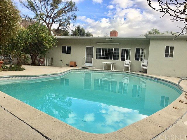 1st image of 5145 Canoga Ave