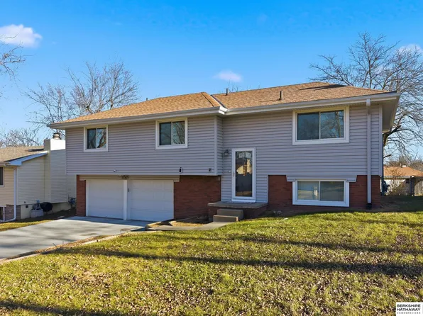 13305 S 20th Ave, Bellevue, NE 68123