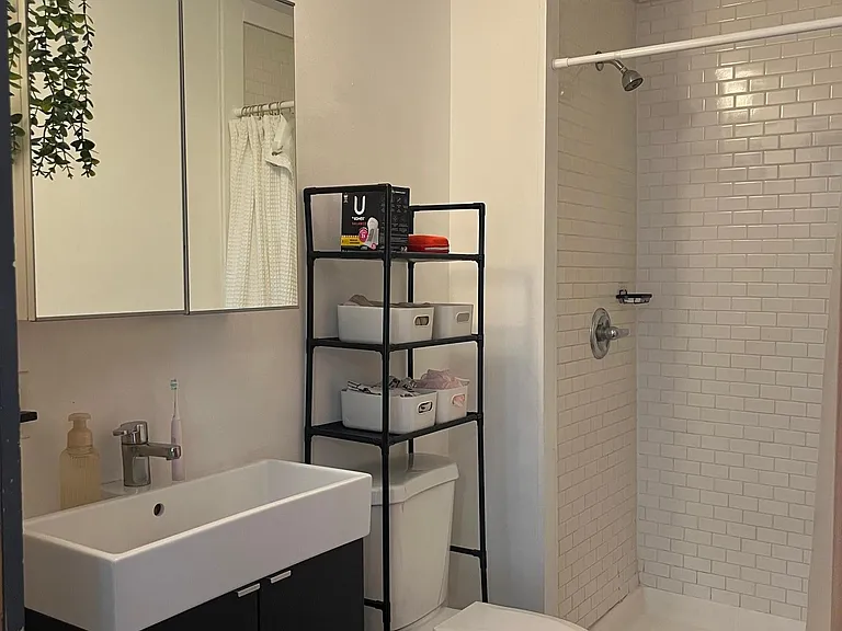 25 E 26th St #3 — Photo 5