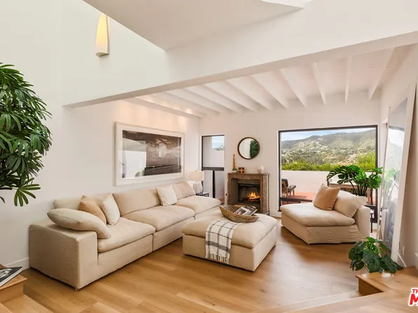 29221 Heathercliff Rd APT 13, Malibu, CA 90265