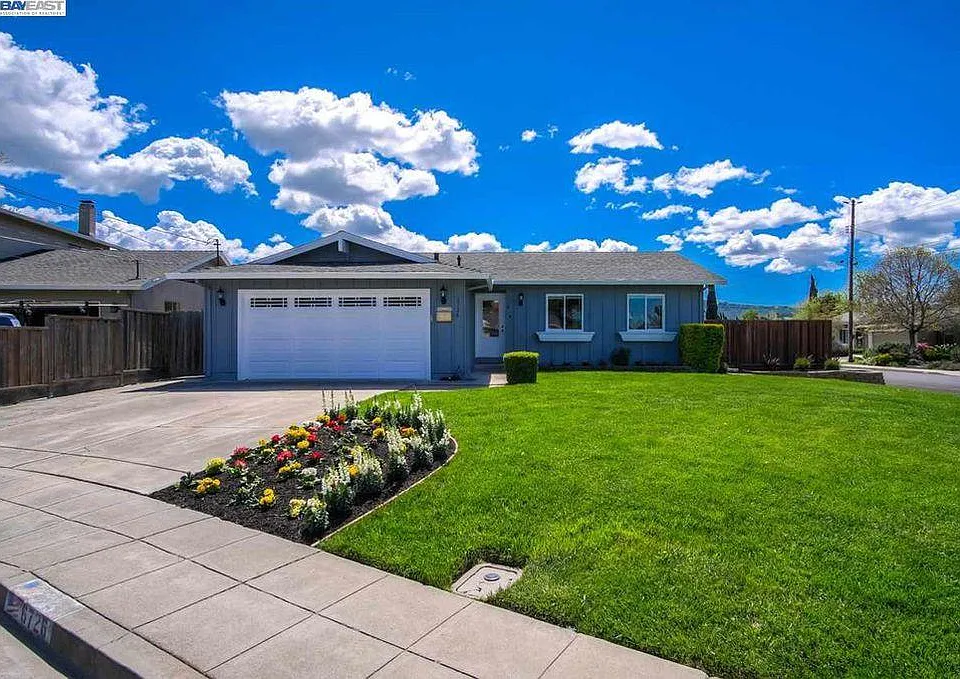 6726 Elm Ct