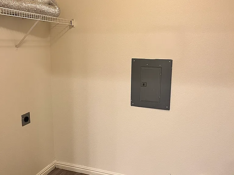 Laundry room/pantry