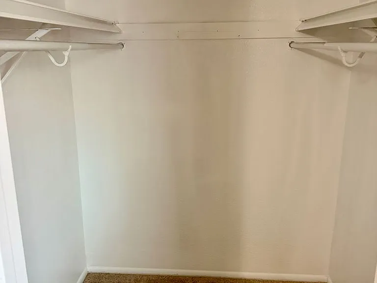 4414 W Altadena Ave — Photo 16