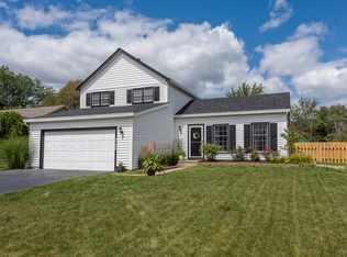 2125 Appaloosa Ct E, Wheaton, IL