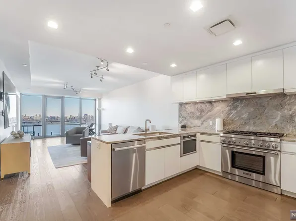 (undisclosed Address), Cliffside Park, NJ 07010