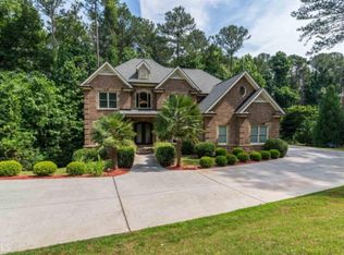 5322 Kanawha Ct, Stone Mountain, GA 30087