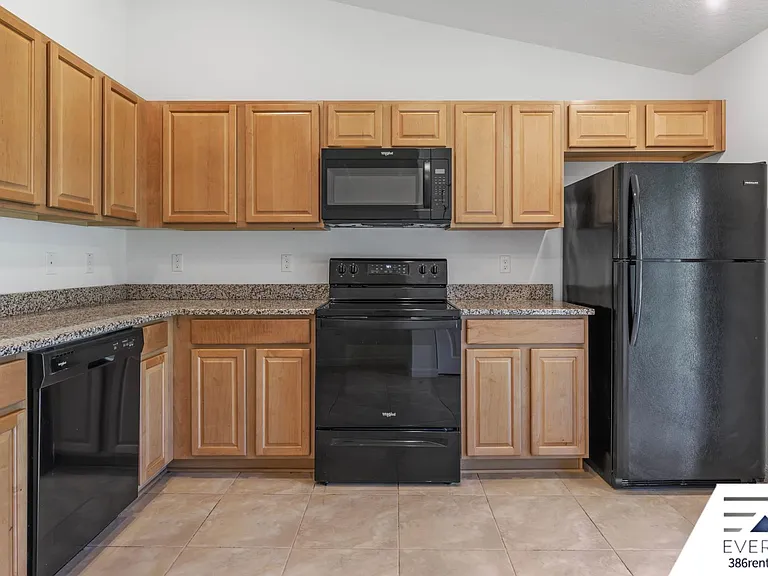 14 Uniontin Ct #B — Photo 10