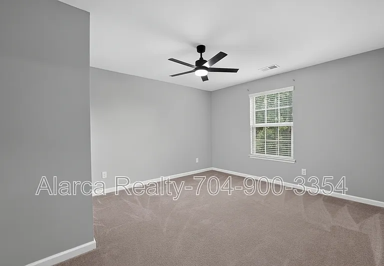 5804 Selkirkshire Rd — Photo 15