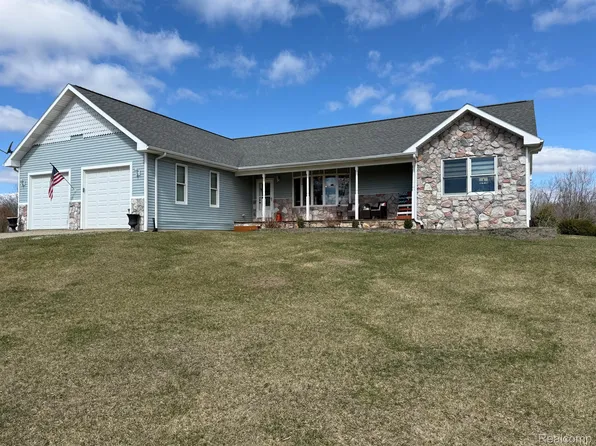 12412 Bohne Rd, Grass Lake, MI 49240