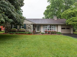 140 Owl Hill Rd, Lititz, PA 17543