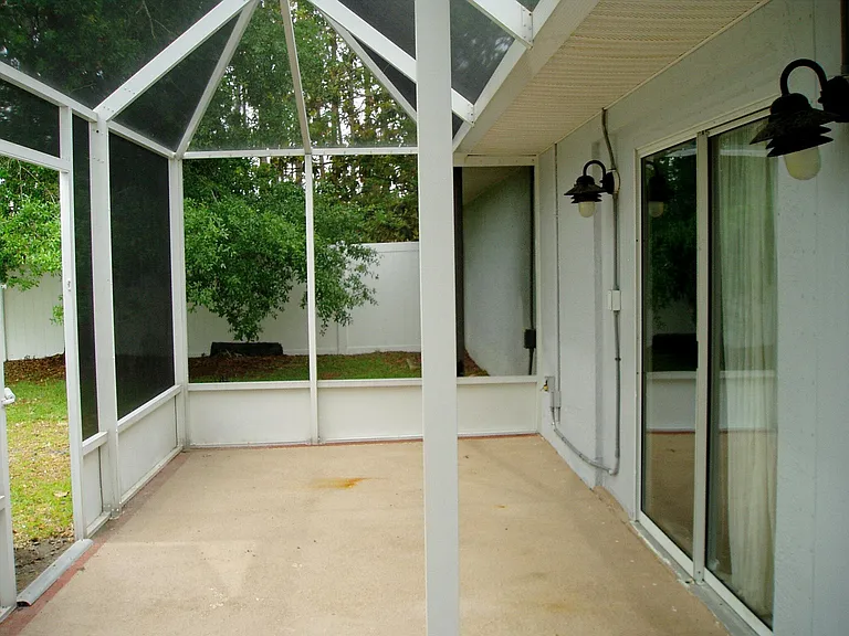20 Empress Ln — Photo 28