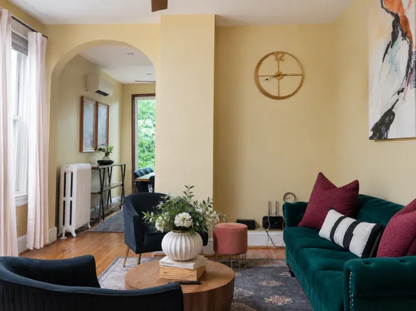 1405 Foxhall Rd NW, Washington, DC 20007